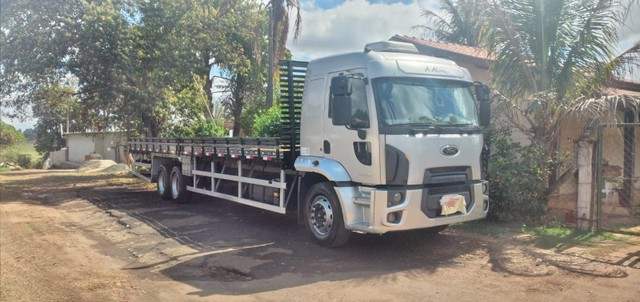 FORD CARGO 2429 LEITO COMPLETO