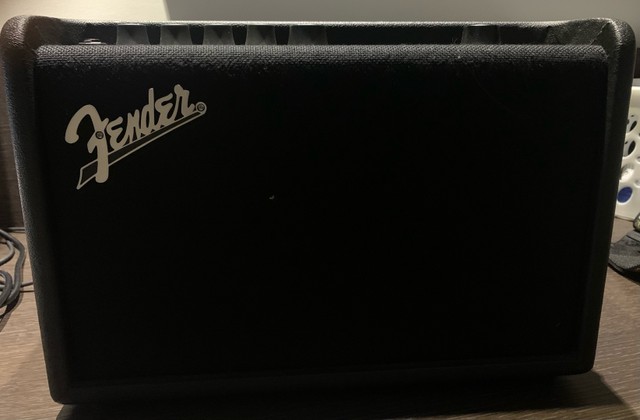 Amplificador Fender Mustang GT 40