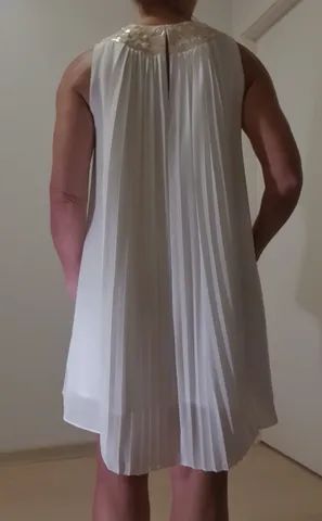 Vestido bordado e plissado - Foto 3