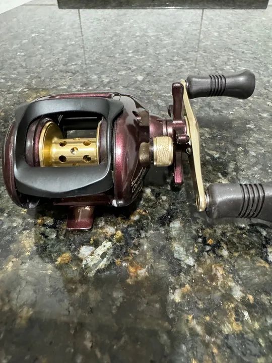 Carretilha scorpions QUICK-FIRE pra colecionador - Foto 2