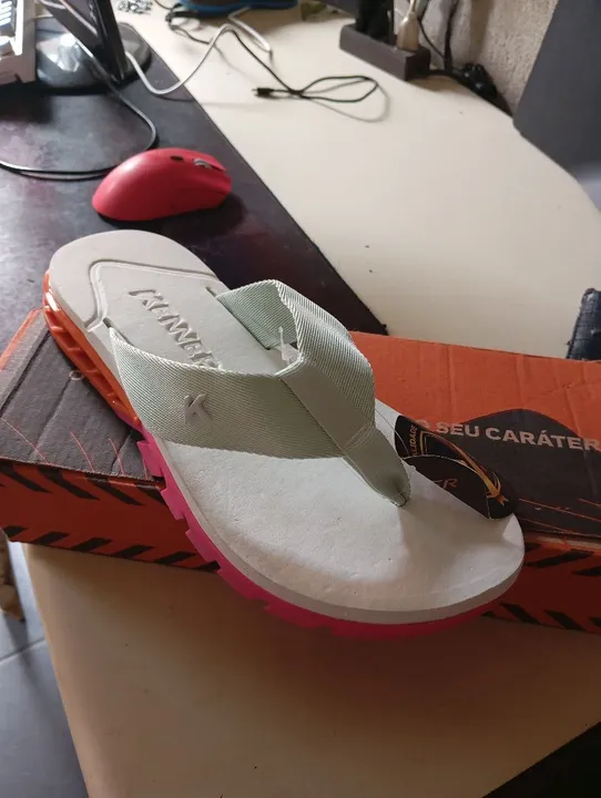 Chinelo kenner