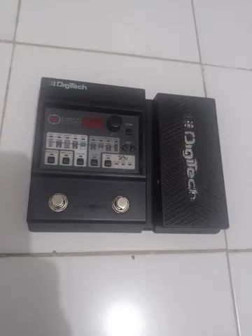 Pedaleira digitech element xp para guitarra