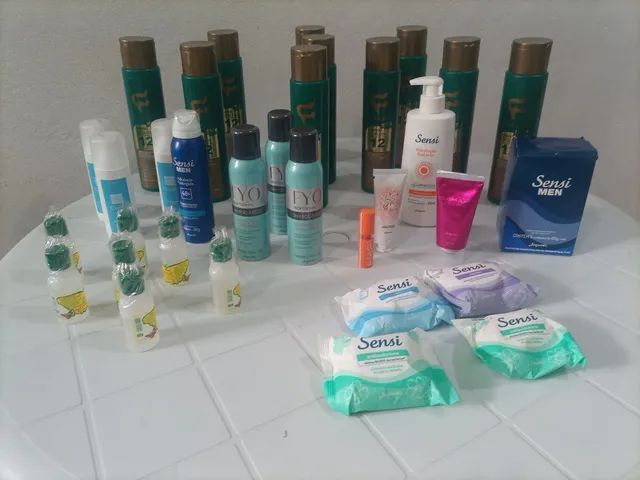 30 produtos Jequiti e Avon troco por algo do meu interesse - Beleza e saúde  - Savassi, Belo Horizonte 1276712857