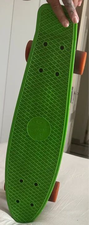 Skate DT pro curtir a vida retrô verde limão 