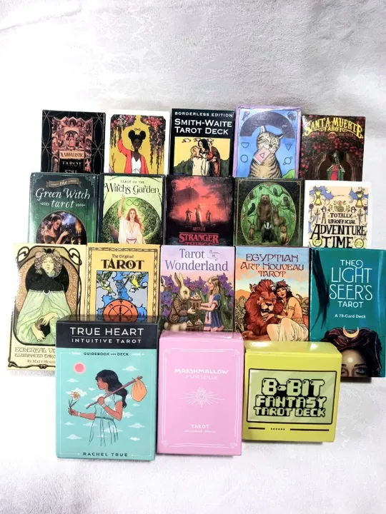 Baralho de tarot (diversos modelos)