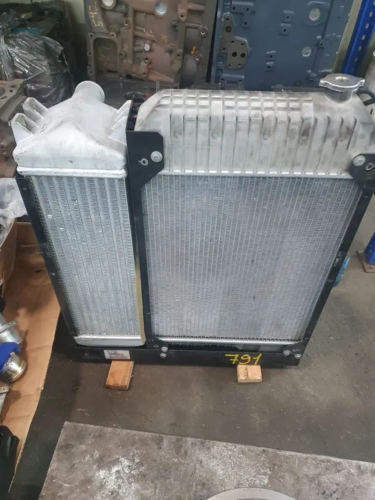 Radiador de água Caterpillar