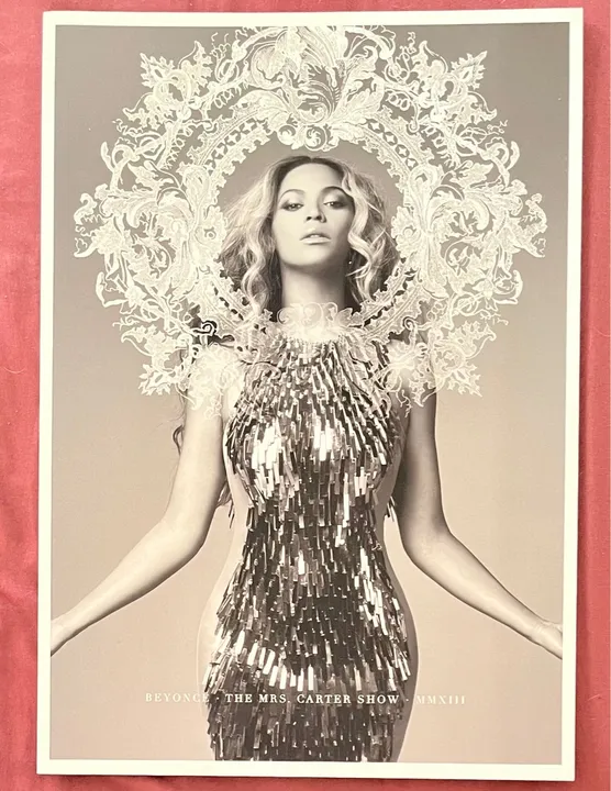 Beyoncé - The Mrs. Carter Show World Tour - Livro