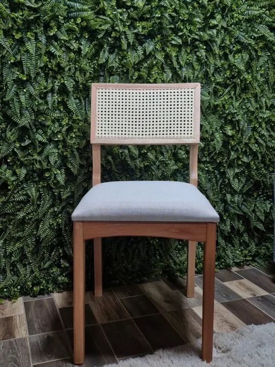 CADEIRA MONALISA COM TELINHA **novo na caixa**