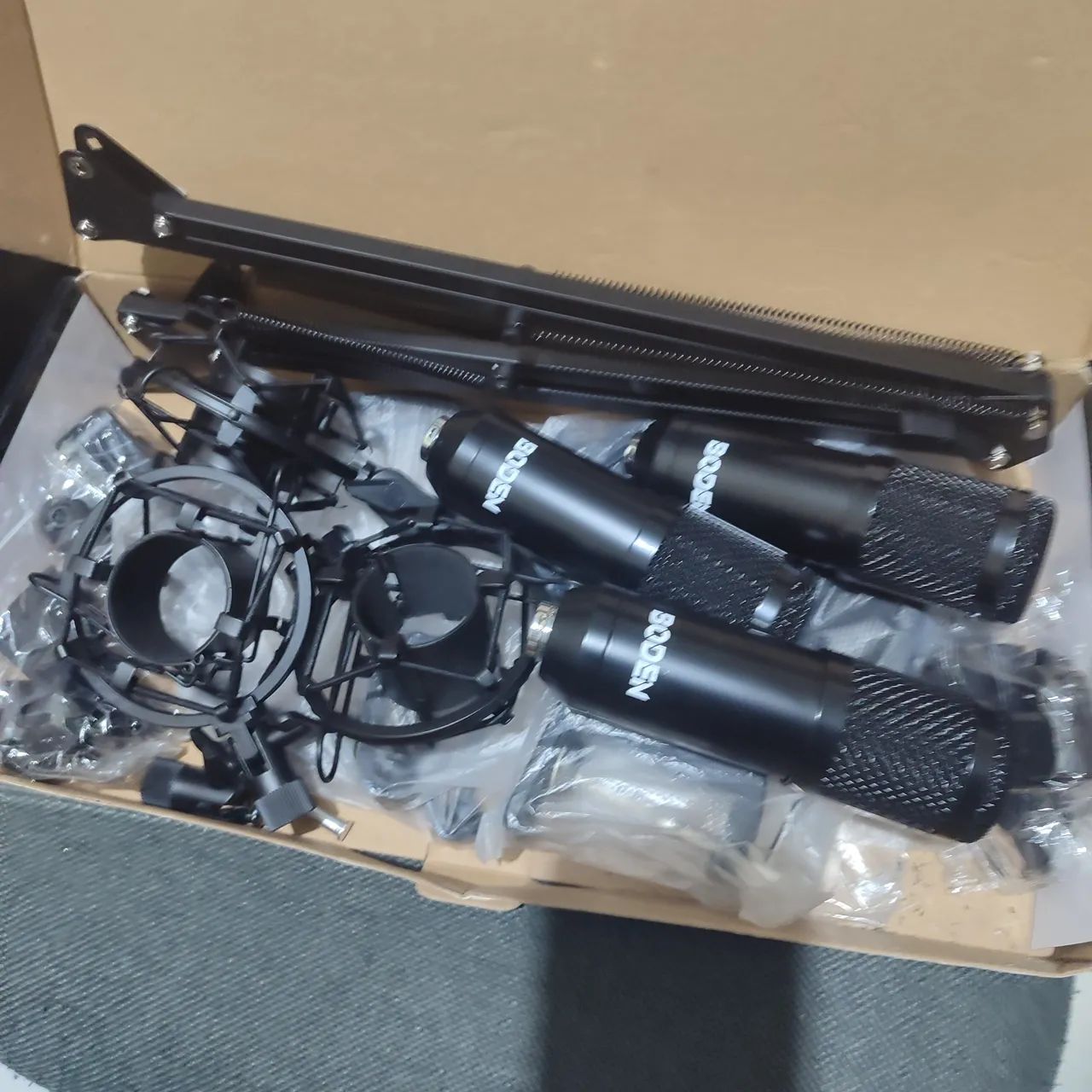 Zerado! Microfone Condensador USB BODEN para Streaming, Podcast e Gravação - Foto 2