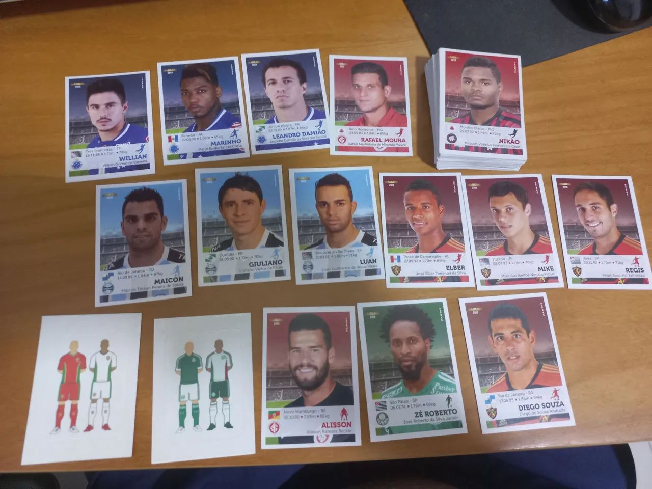 Figurinhas Brasileirão 2015