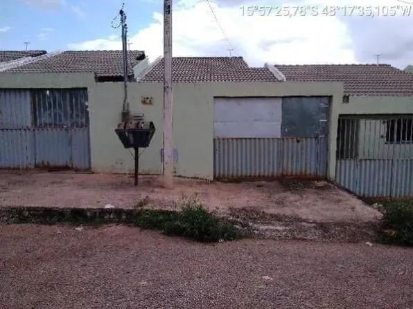 Leilão - SANTO ANTONIO DO DESCOBERTO/GO - CASA
