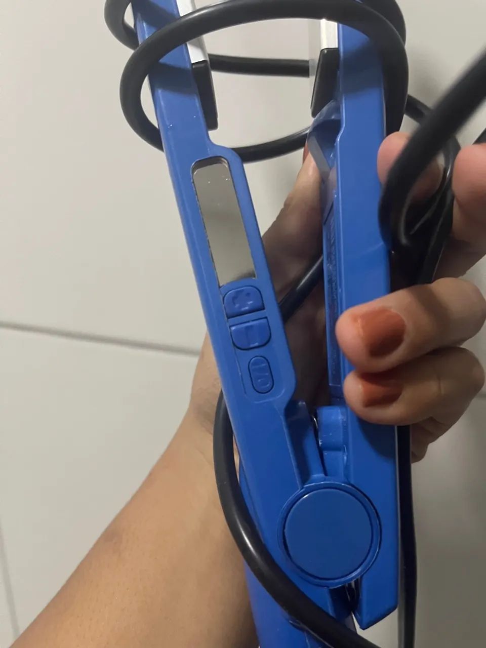 Prancha para cabelo bivolt - Foto 3