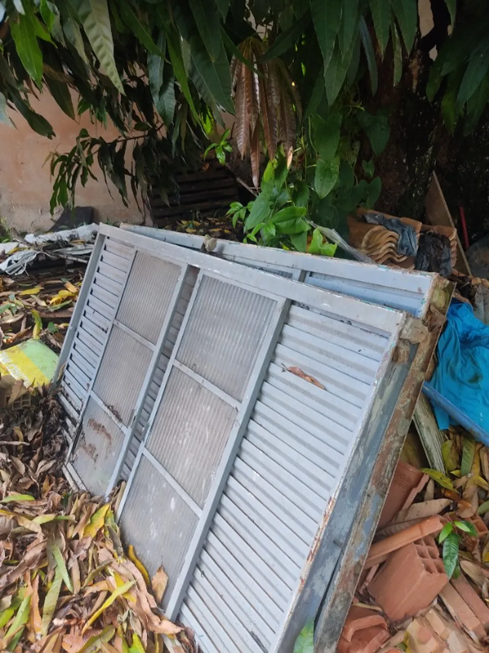 Vende-se duas janelas 200x1.20