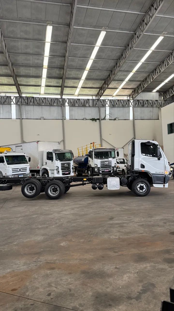 MB accelo 1016 truck 2014 impecável  - Foto 3