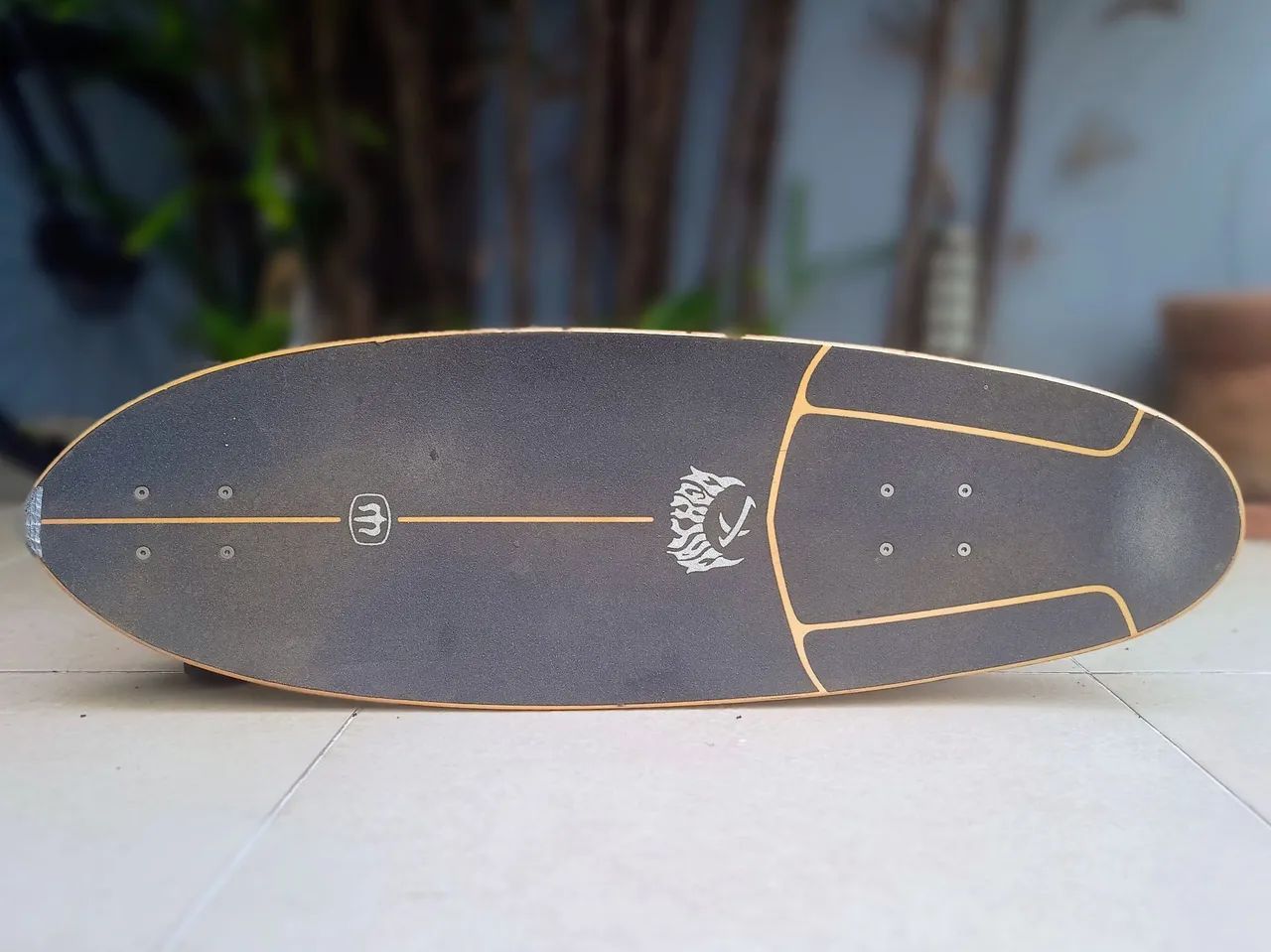 Vendo simulador de surf Carver Mayhem em ótimo estado.