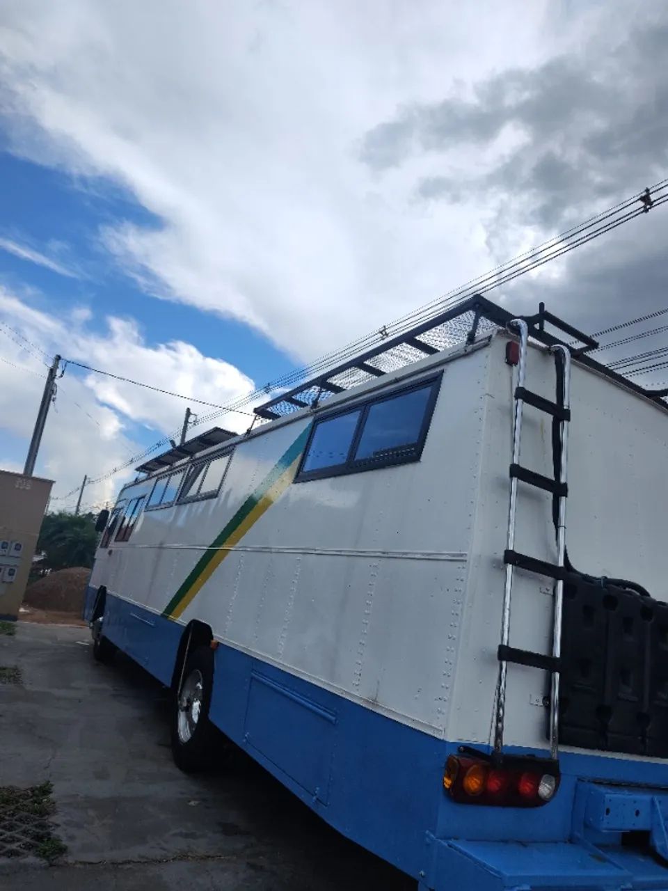 MOTORHOME PARA VIAGENS OU PESCARIAS - Foto 9