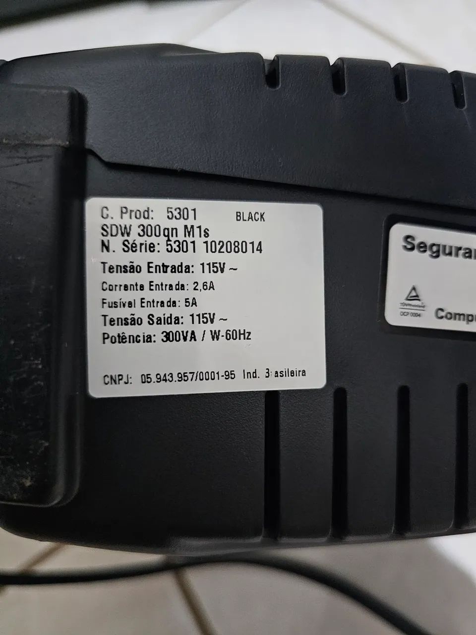 Estabilizador com 4 tomadas - Foto 4