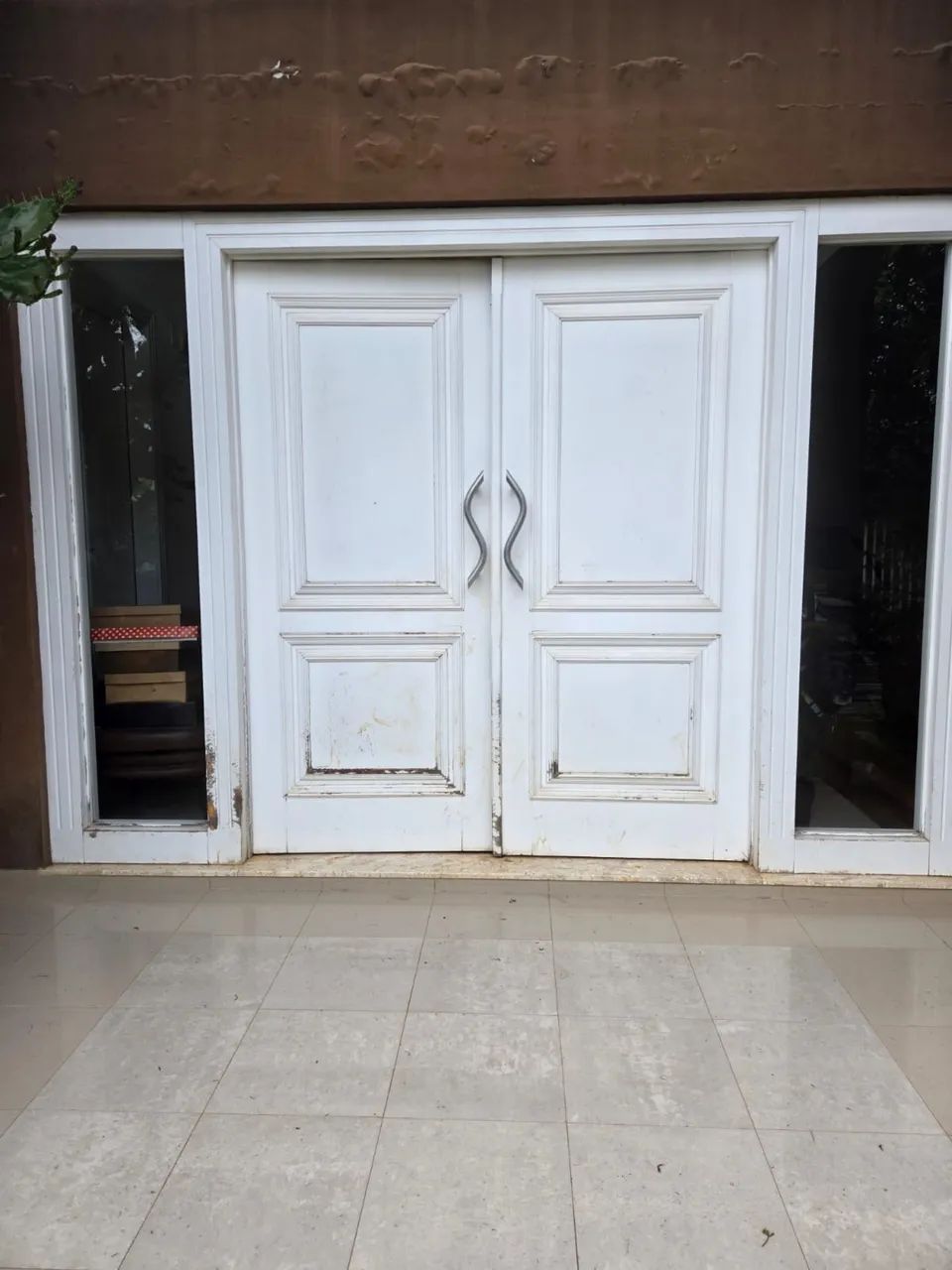 Portas de Entrada de Madeira Maciça  - Foto 4