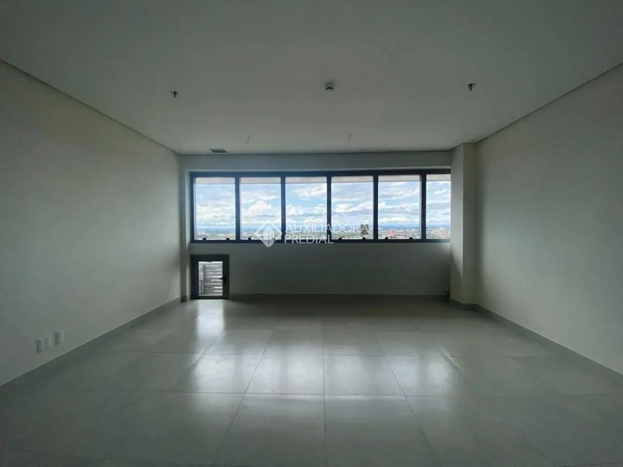 Sala Comercial para Locação no Condomínio ON PRIME