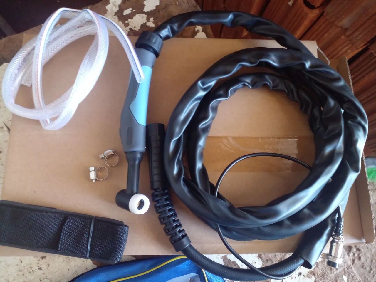 Máquina de solda thing e Eletro Ela é nova nunca foi usada a energia dela ela é uma 200 - Foto 5