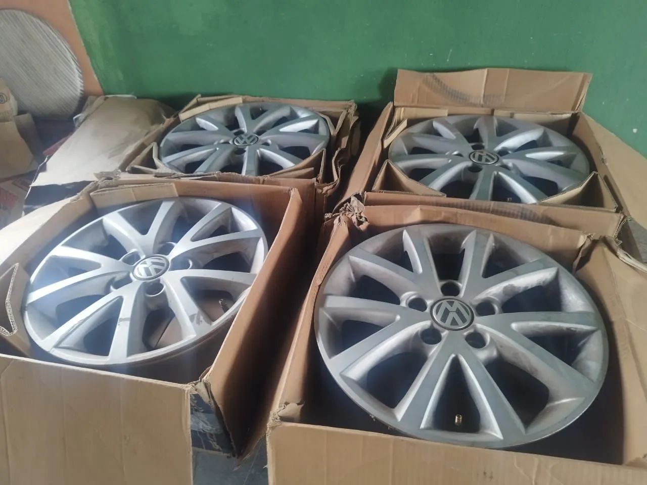 Roda original Wolksvagem aro 16