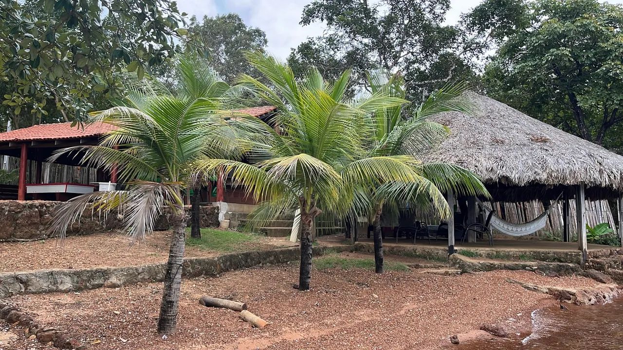 Alugo - Chácara na beira do lago. - Foto 5
