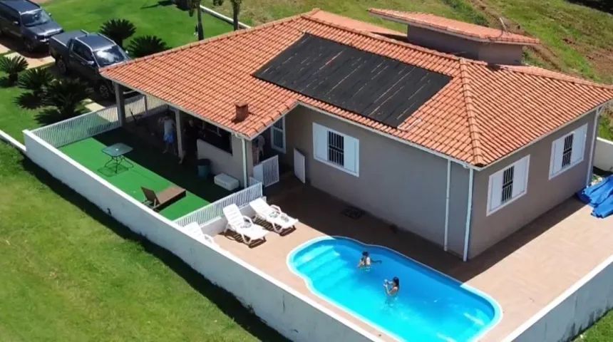 Casa mobiliada com vista incrível na Cuesta - Ninho Verde 2