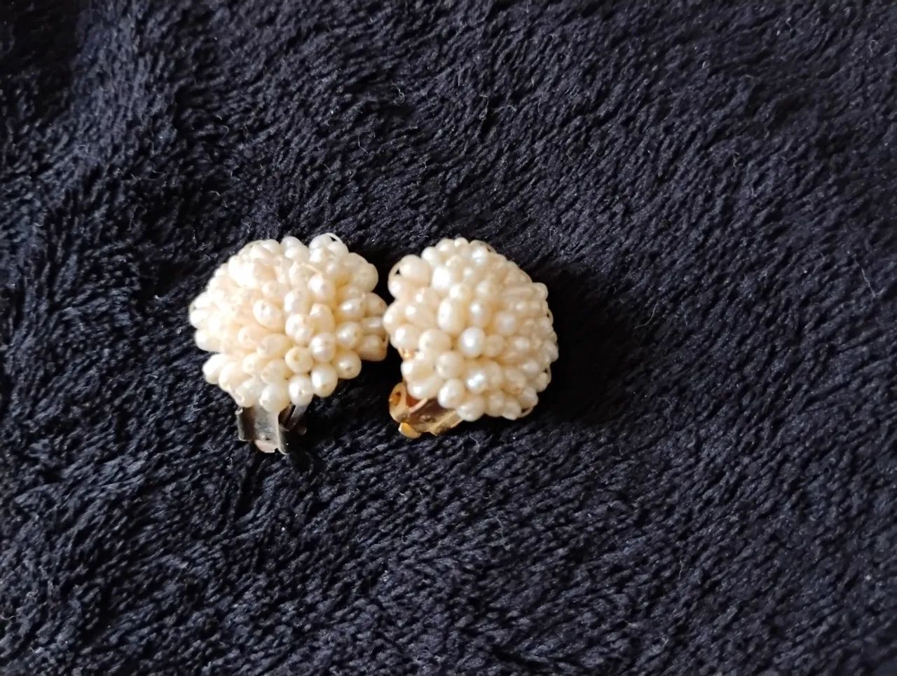 Conjunto de colar e brincos em pérolas naturais de água doce - Foto 4
