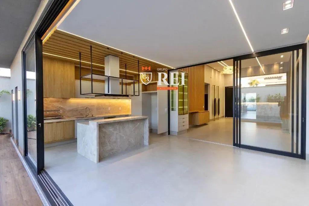 Casa com 3 dormitórios à venda, 240 m² por R$ 2.480.000 - Solar Do Bosque - Rio Verde/GO - Foto 3