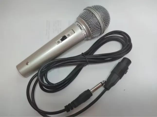 Microfone Com Fio 2,5 Metros Lelong - Foto 2