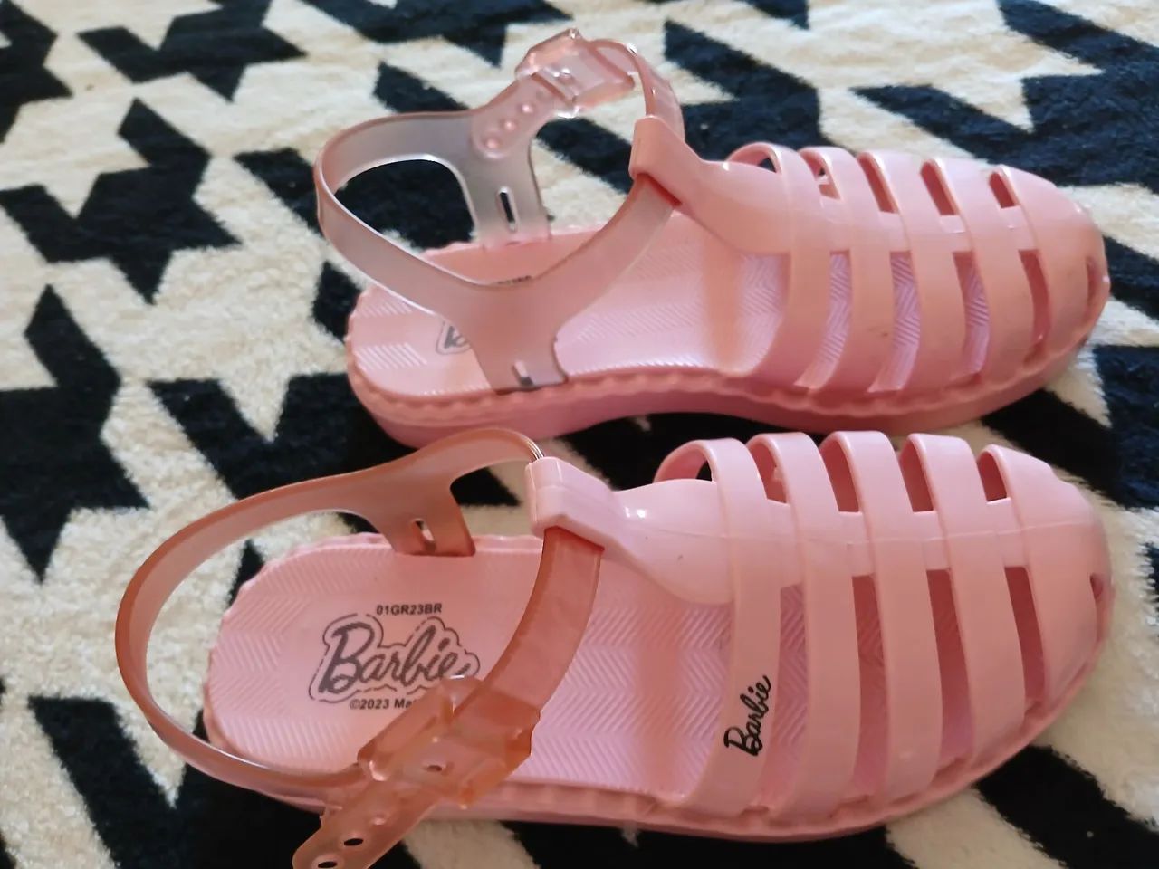 Sandália barbie com super desconto