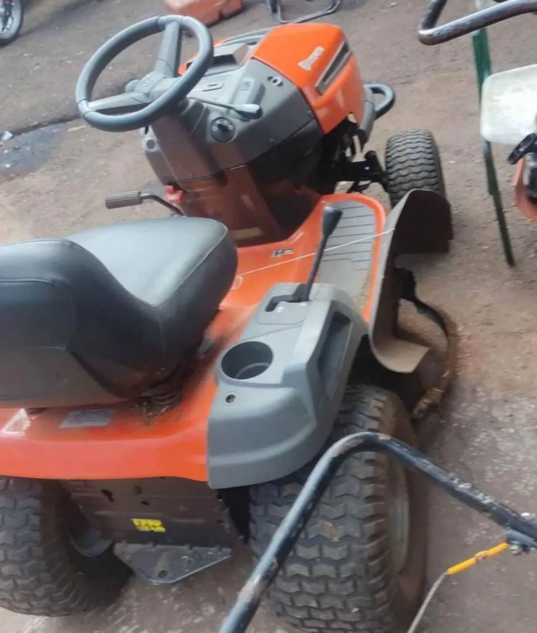 Trator husquevarna roçadeira  - Foto 5