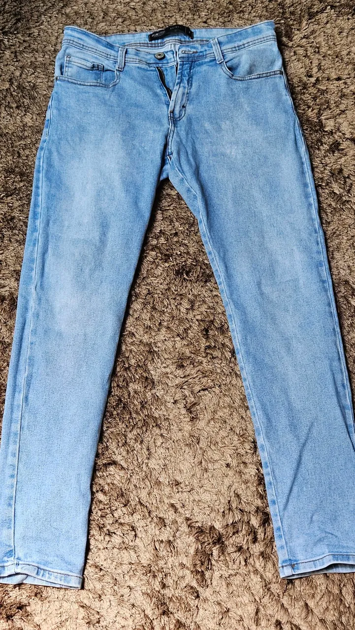 Calça Jeans Azul Claro - Conforto e Estilo