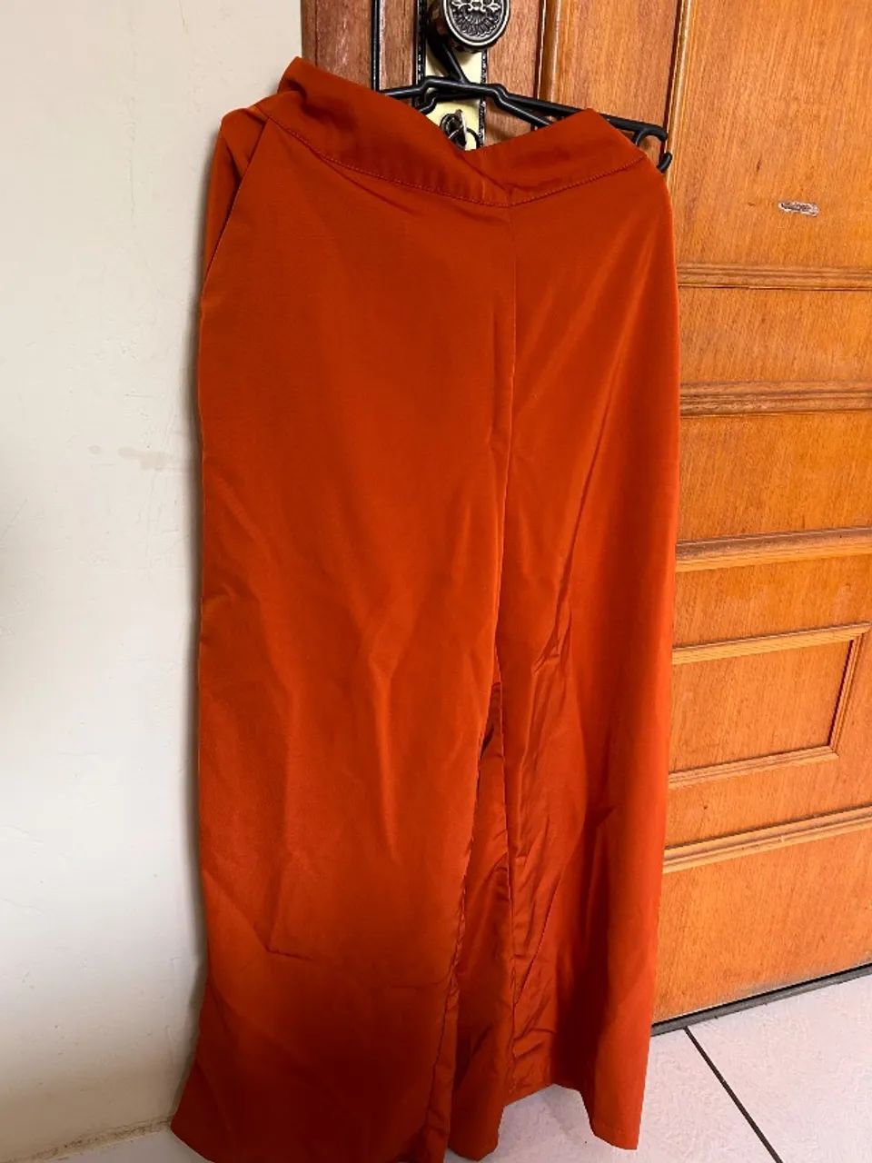 Blusa, short, macacão, macaquinho, calça, sutiã e top