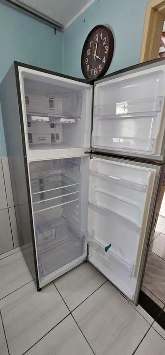 Geladeira Duplex Panasonic Inverter em ótimo estado - Foto 3