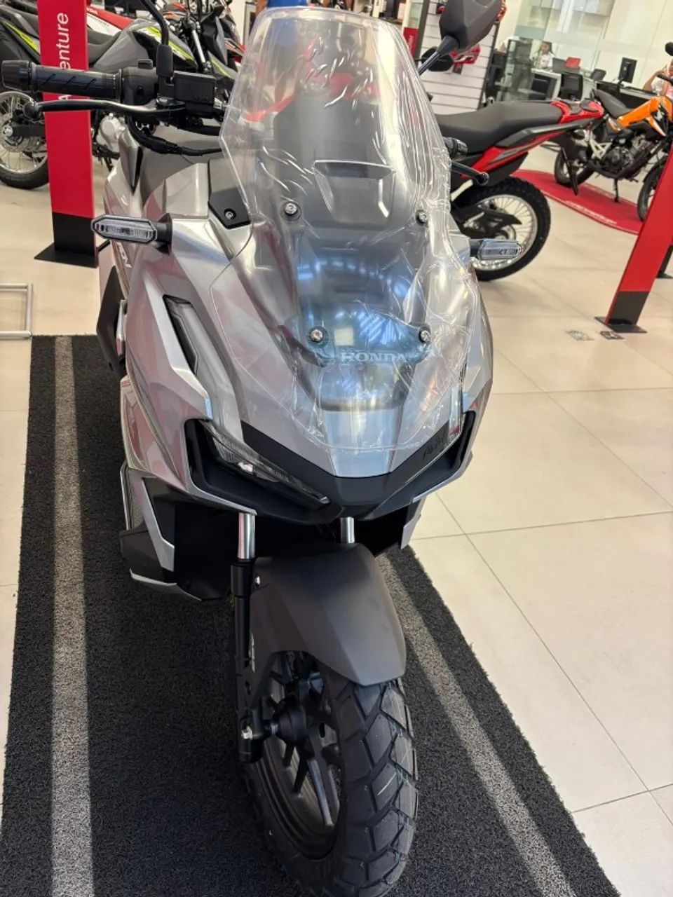 ADV 160 HONDA  - Foto 2