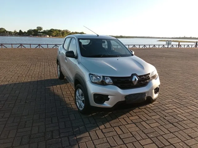 Kwid zen prata, em perfeito estado