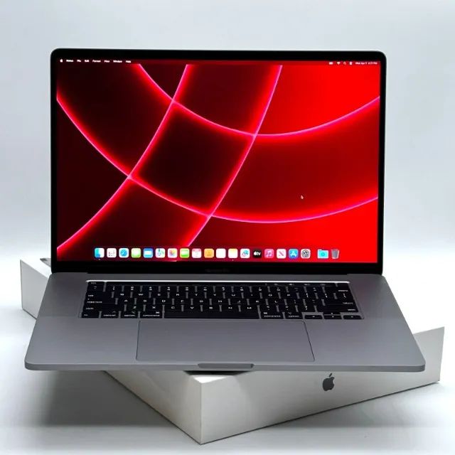 MacBook Pro 2019 I9, 32gb ram, 1T ssd TELA QUEBRADA - Notebooks