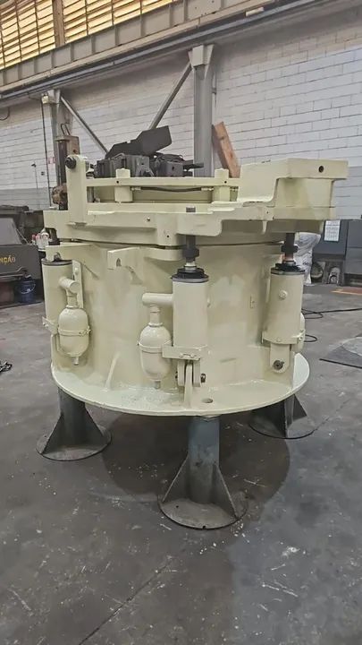 britador conico metso hp200 ano 2014