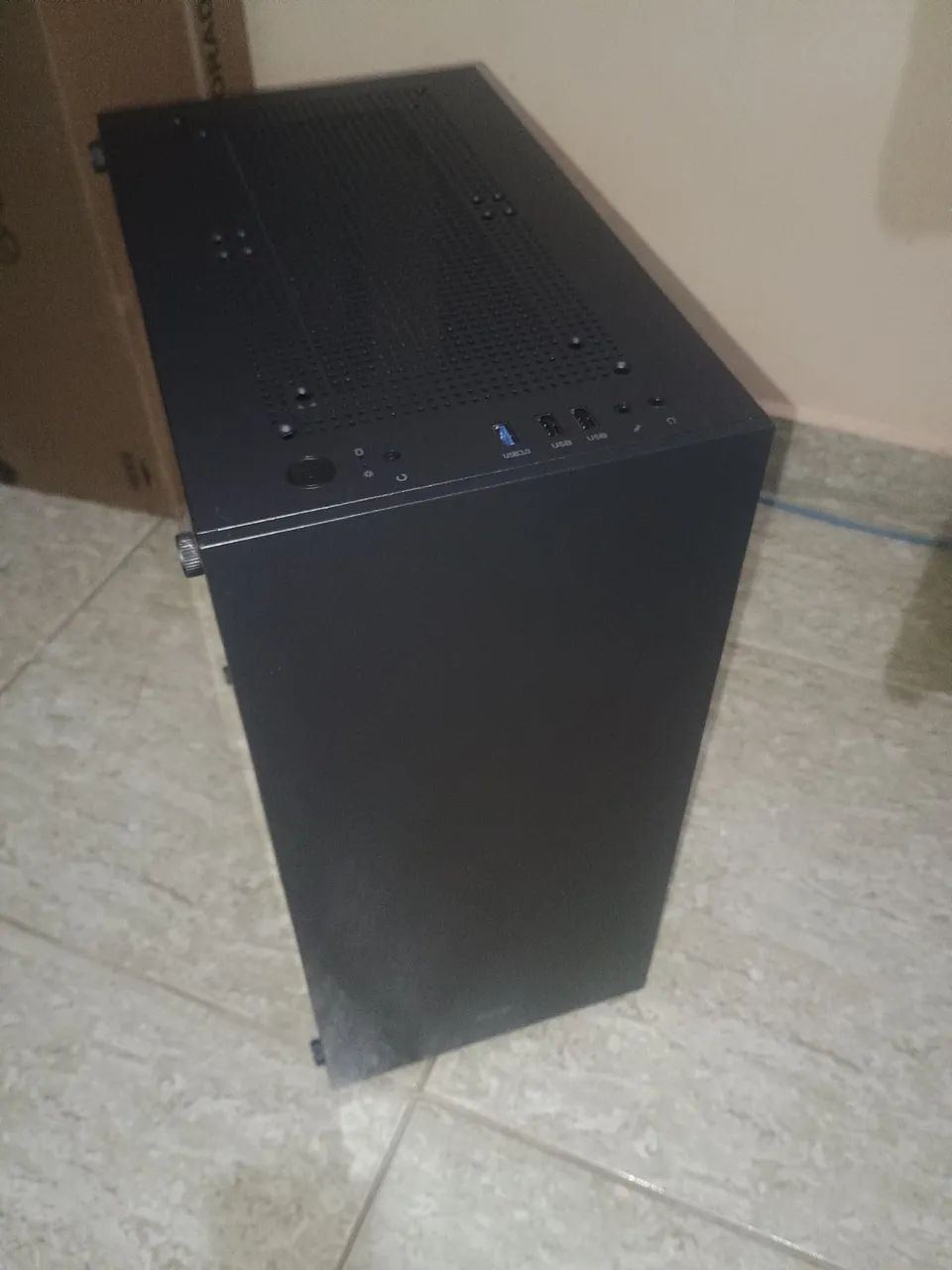 Gabinete gamer nunca usado 