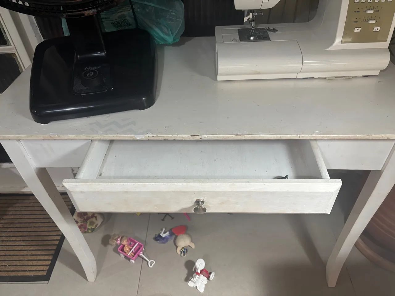 Mesa de Escritório Branca com Gaveta - Foto 2