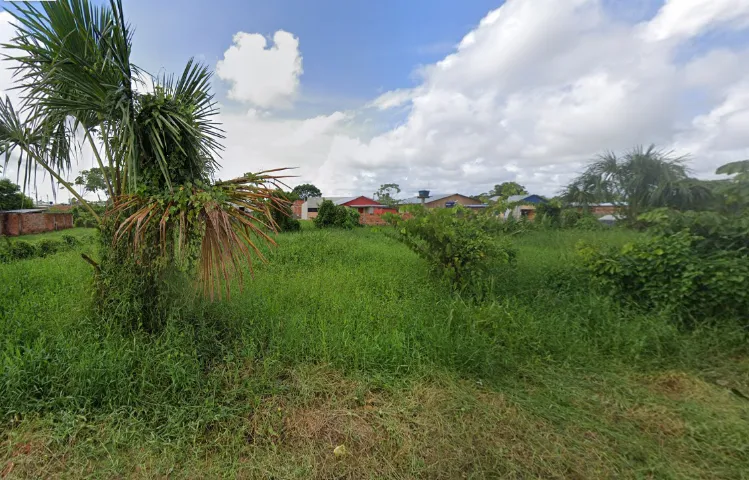 Terreno no Bairro Ipepaconha