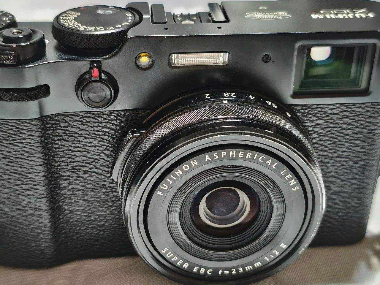 Câmera Digital Fujifilm X100V Preta - Apenas 2200 cliques