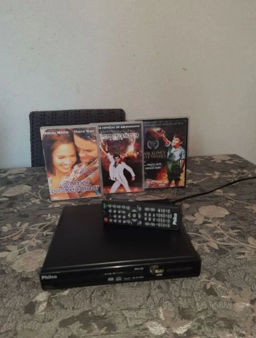 DVD Player Philco + 3 filmes originais 
