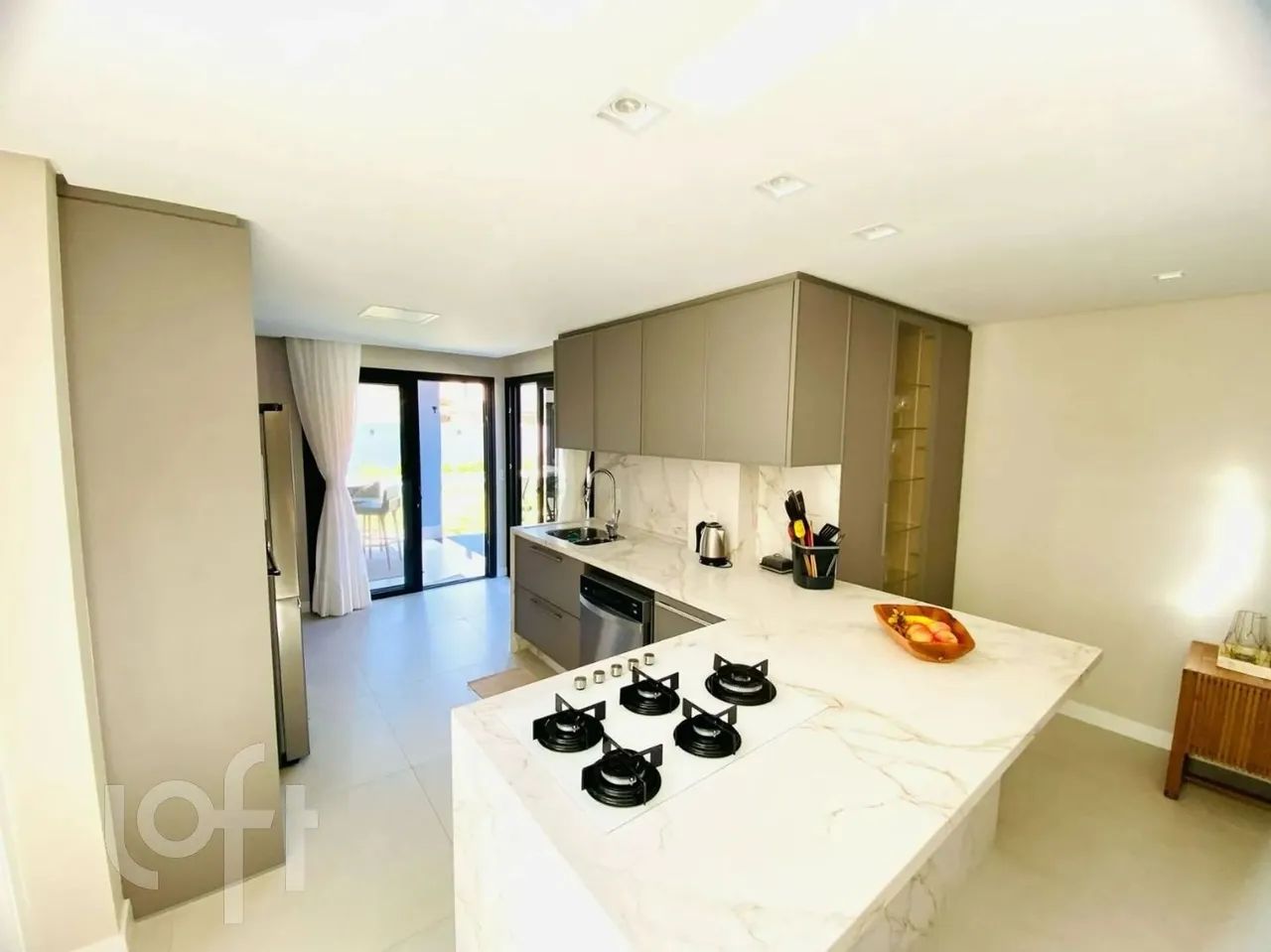 Casa à venda em Jurere Oeste com 210 m², 4 quartos, 2 suítes, 2 vagas - Foto 5