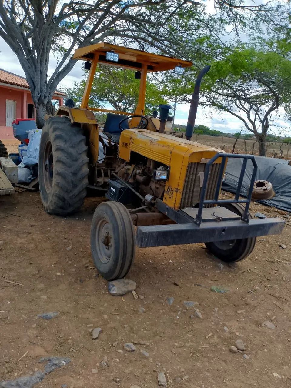 Trator  - Foto 3