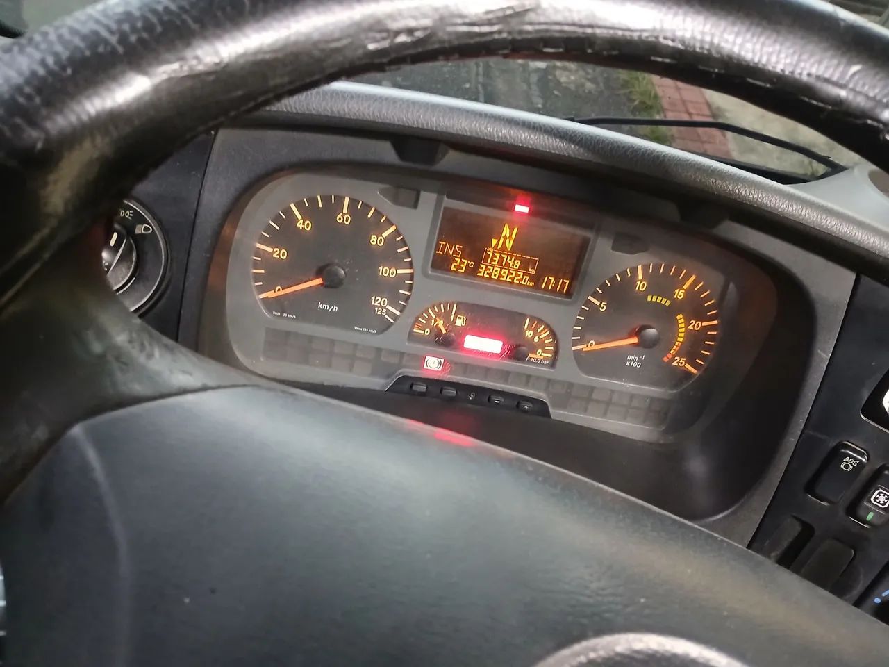 CAMINHÃO MB 2544 6x2 - Foto 9