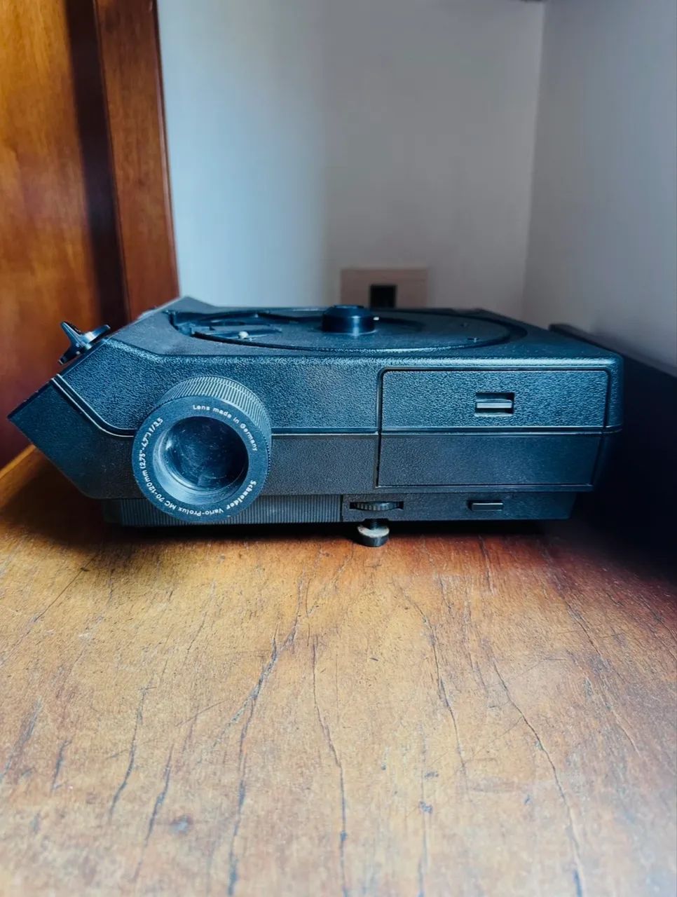 Projetor Kodak Caroussel 5600 - Foto 4