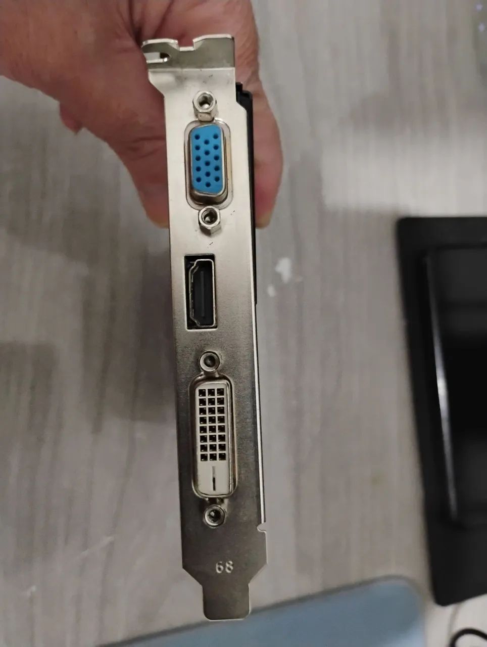 Placa de Vídeo GeForce GT 710 1GB GDDR3 - Foto 3