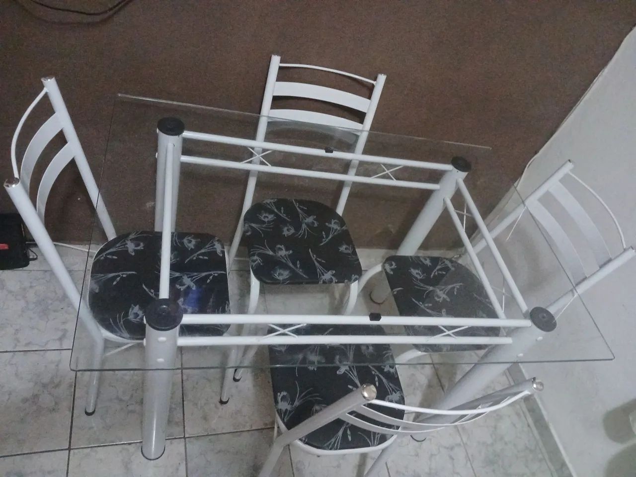 Mesa usada...64352682885635121